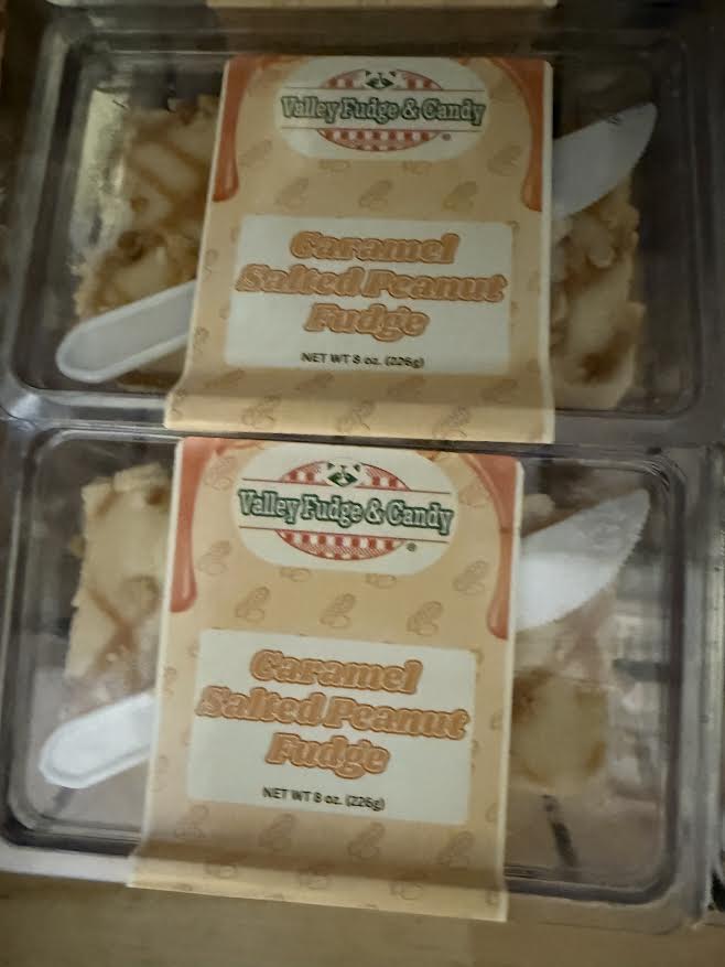 Caramel Salted Peanut Fudge 1/2lb