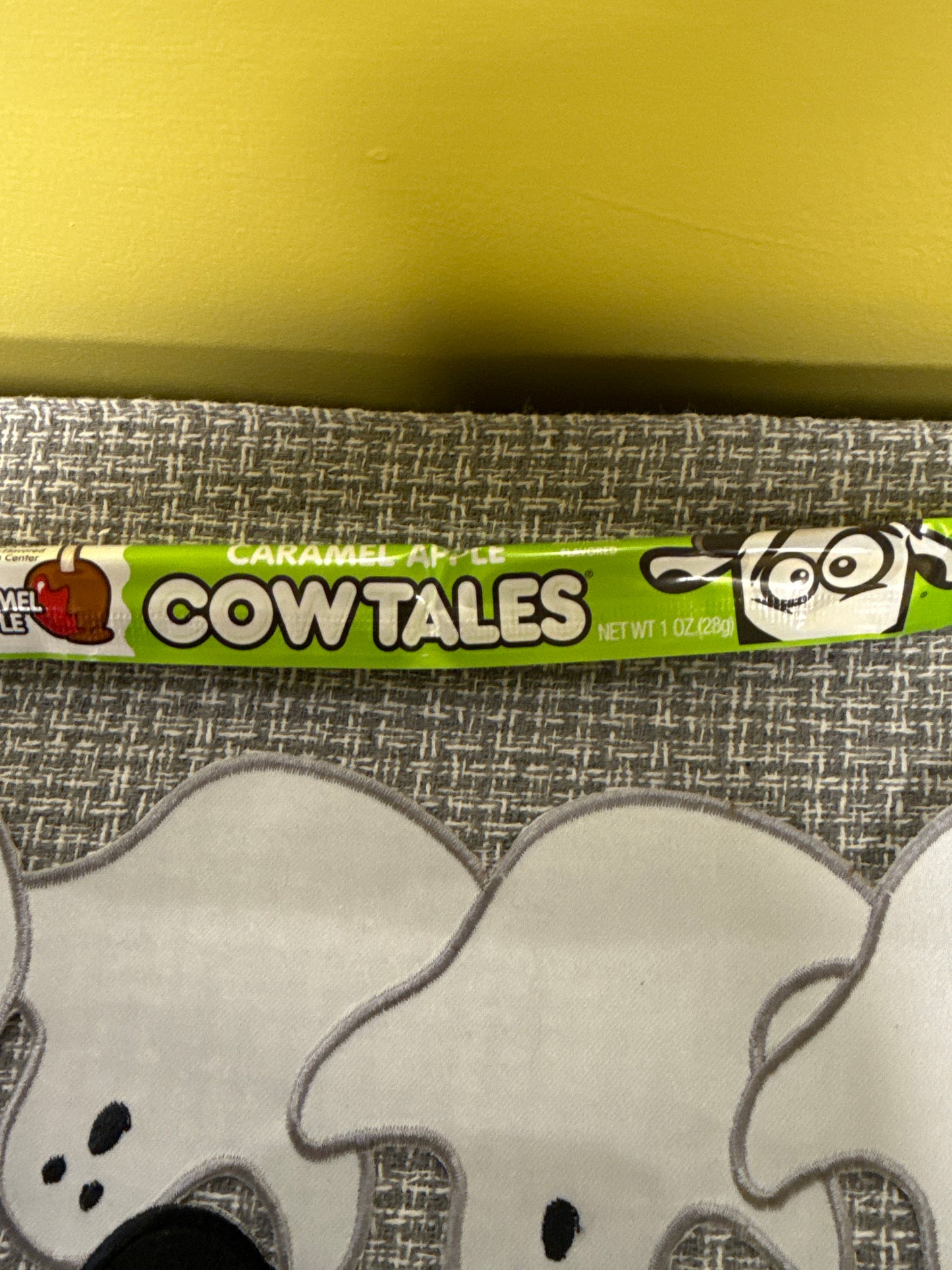 COWTAILS caramel apple