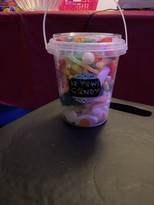 bucket with 1.5 pounds of gummies